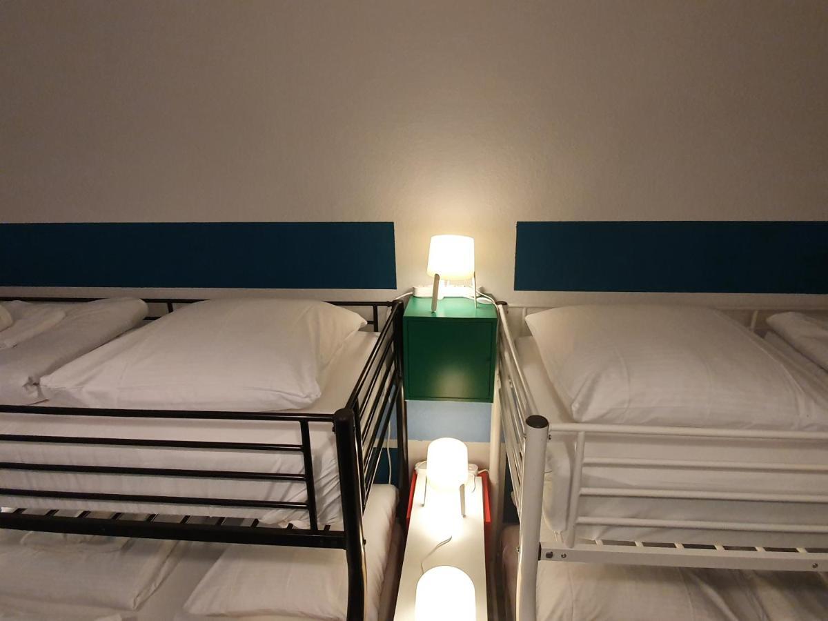 Central Lichtenberger Apartment For 6 People Berlin Eksteriør bilde