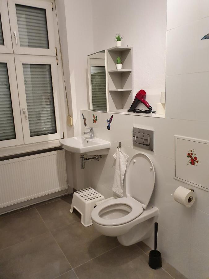 Central Lichtenberger Apartment For 6 People Berlin Eksteriør bilde